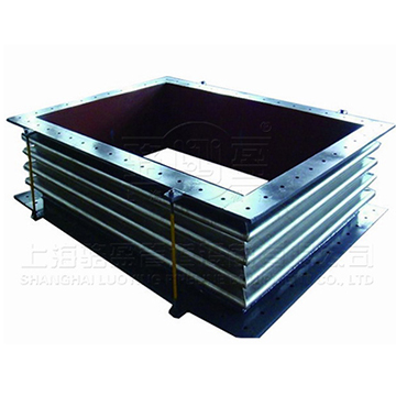 矩形<a href=http://www.xianghuiba.cn target=_blank class=infotextkey>波紋補(bǔ)償器</a>2.jpg